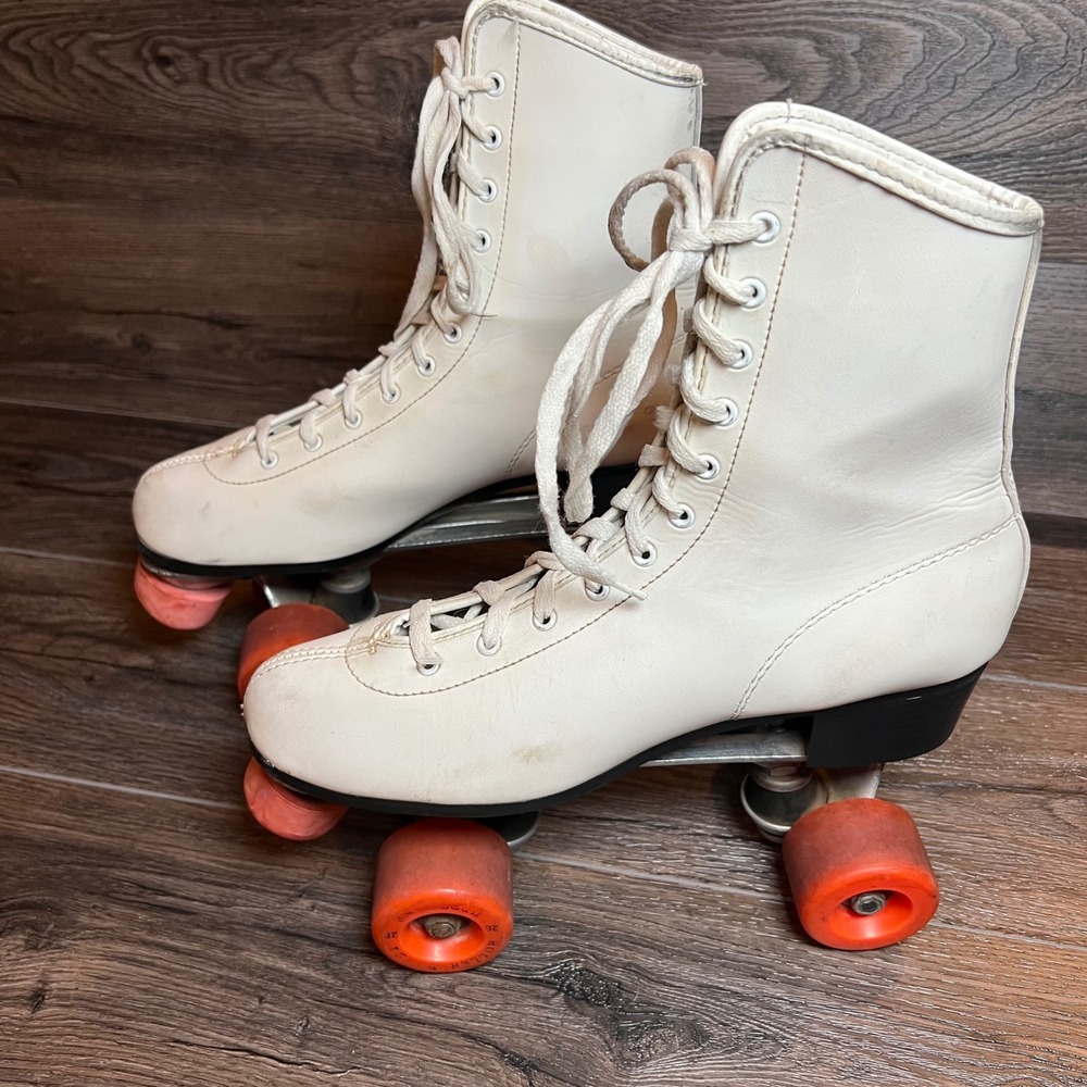 Vintage Roller Derby White Quad Roller Skates Women Size 10 Orange Wheels Retro
